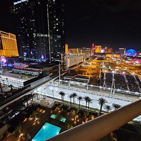 Strip & Sphere View - Separate Living Room - 2 Full Bath - Full Kitchen - Balcony - 900 Sqft - Mgm Signature Las Vegas Dış mekan fotoğraf