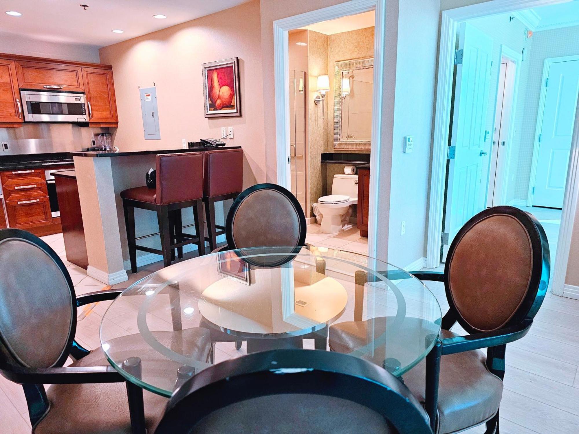 Strip & Sphere View - Separate Living Room - 2 Full Bath - Full Kitchen - Balcony - 900 Sqft - Mgm Signature Las Vegas Dış mekan fotoğraf